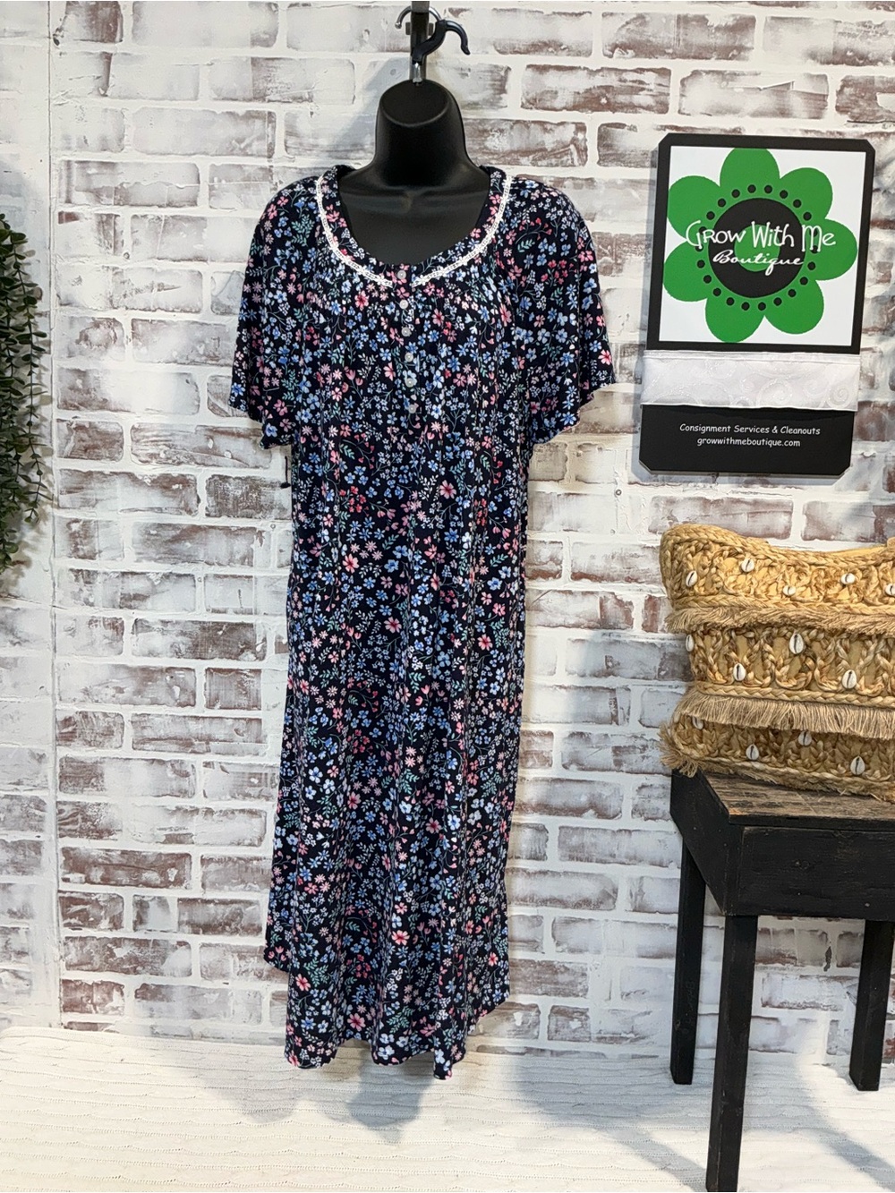 Aria Floral Navy Short-Sleeve night gown XL